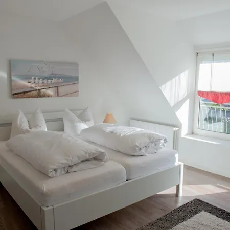 Mitschip Apartment