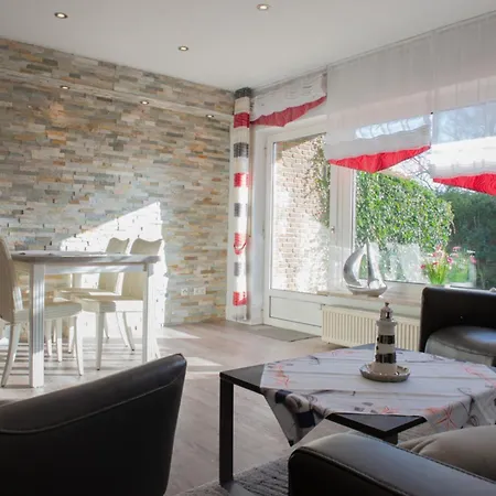 Mitschip Apartment *